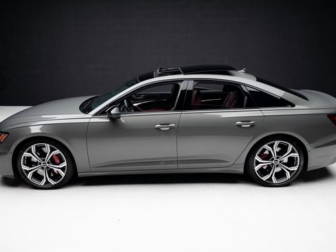 Used 2024 Audi S6 Premium Plus w/ Premium Plus Package image 16