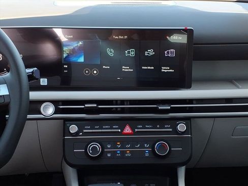 New 2026 Hyundai Tucson SE image 8