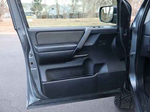 Used 2014 Nissan Titan S image 23