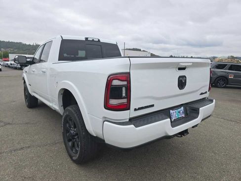 Used 2020 RAM 2500 Laramie w/ Night Edition AWD/4WD image 2