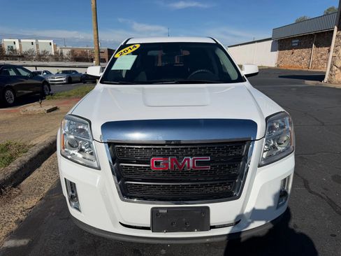 Used 2014 GMC Terrain SLE image 2