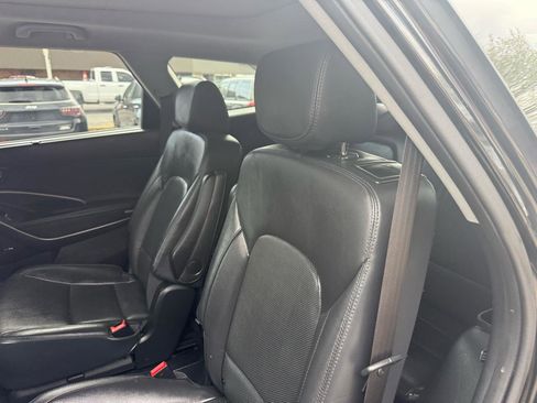 Used 2018 Hyundai Santa Fe Limited image 38