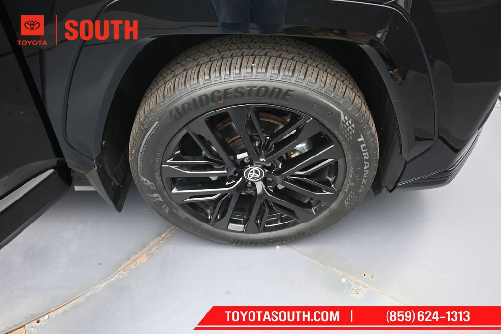 Used 2026 Toyota RAV4 XSE AWD/4WD image 34