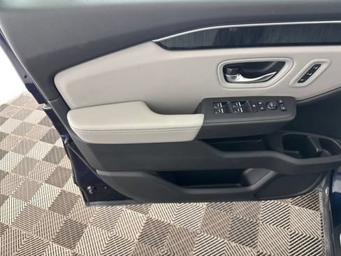 Certified 2025 Honda Pilot Elite image 20