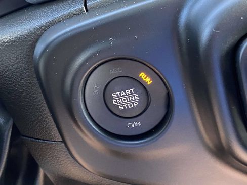 Used 2023 Jeep Gladiator Mojave w/ Cold Weather Group AWD/4WD image 22