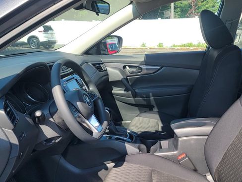 Used 2019 Nissan Rogue S AWD/4WD image 13