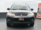 Used 2009 Mitsubishi Outlander ES image 3
