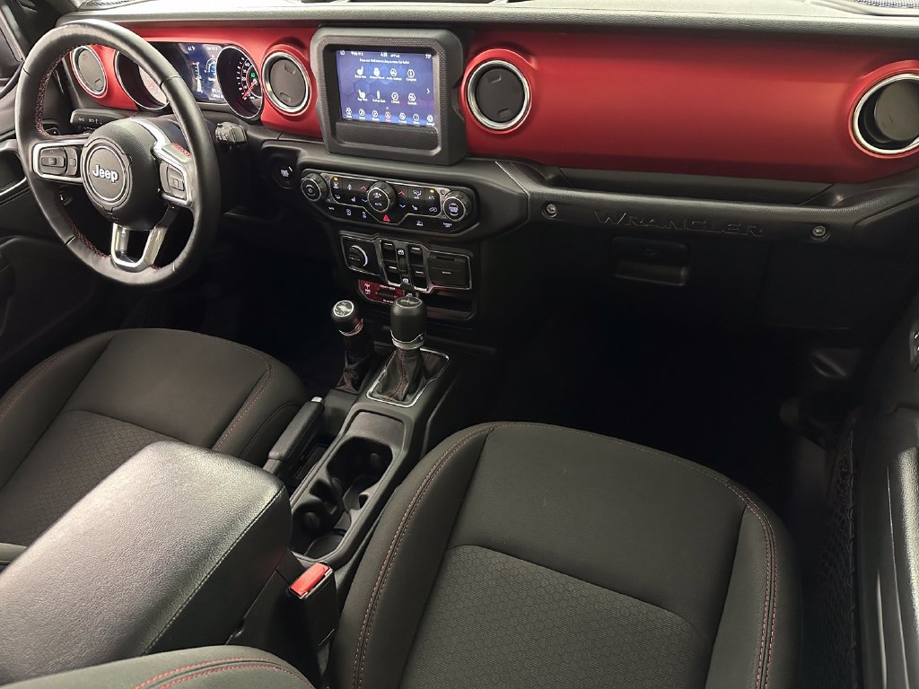 Used 2021 Jeep Wrangler Unlimited Rubicon w/ Cold Weather Group AWD/4WD image 34