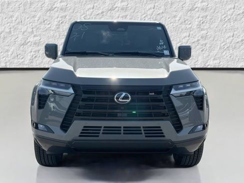 New 2026 Lexus GX 550 AWD/4WD image 8