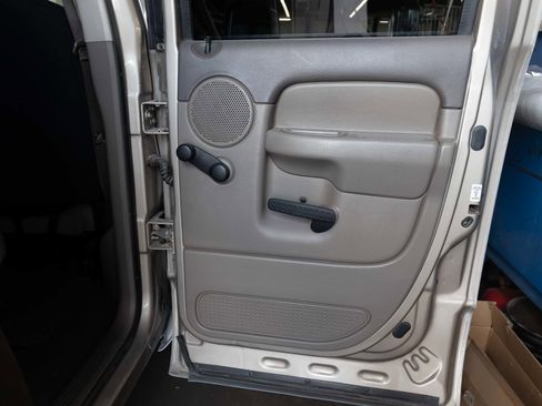 Used 2005 Dodge Ram 2500 Truck ST w/ Trailer Tow Group image 14