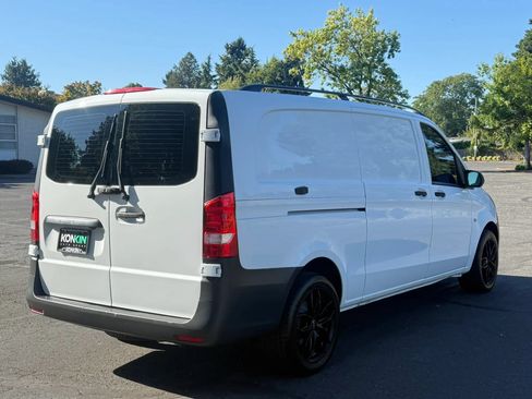 Used 2019 Mercedes-Benz Metris image 6