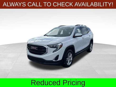 Used 2020 GMC Terrain SLE w/ Driver Convenience Package AWD/4WD image 3