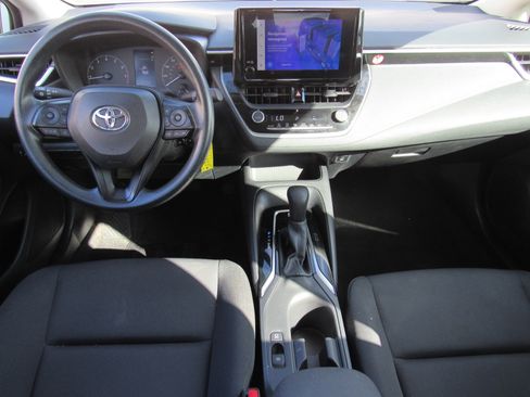 Used 2024 Toyota Corolla LE image 9