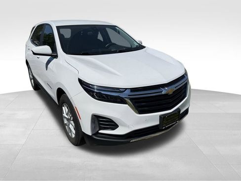 Used 2023 Chevrolet Equinox LT AWD/4WD image 1