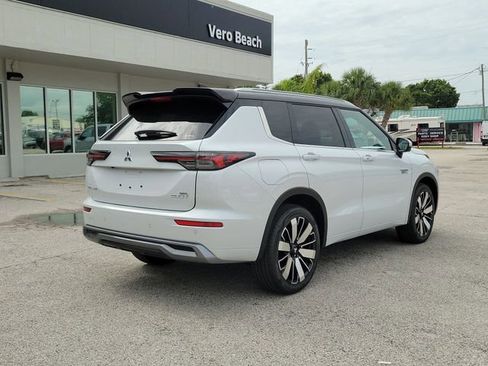 New 2026 Mitsubishi Outlander SEL AWD/4WD image 6