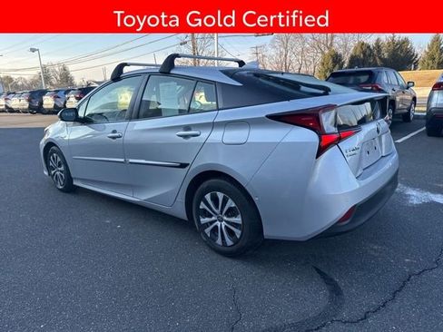 Certified 2022 Toyota Prius LE image 16