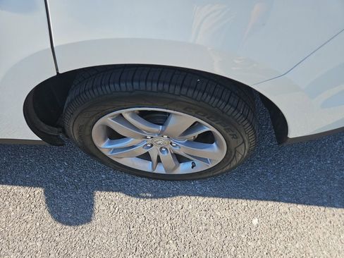 Used 2019 Acura RDX AWD w/ Advance Package image 12