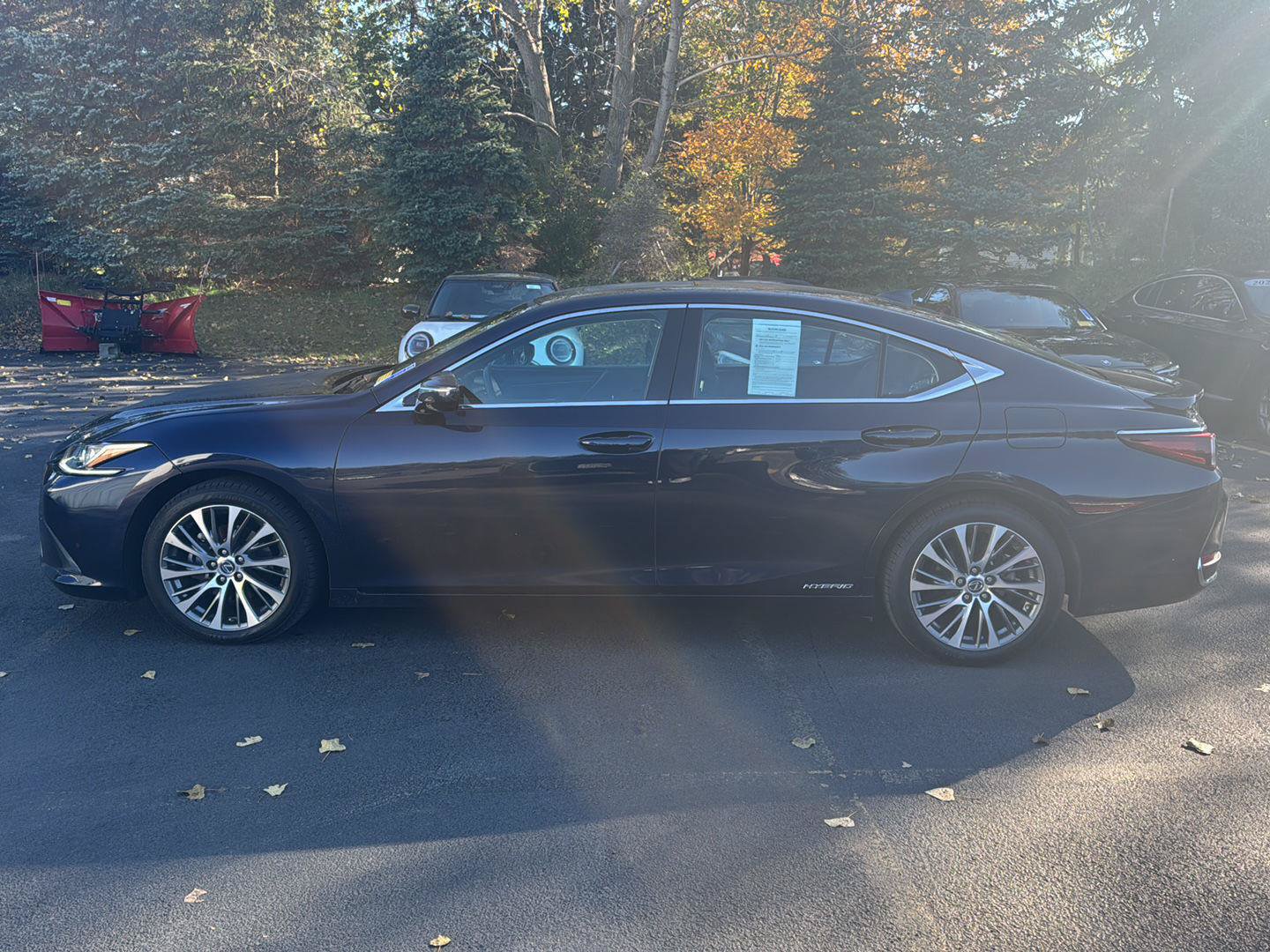 Used 2020 Lexus ES 300h w/ Premium Package FWD image 6