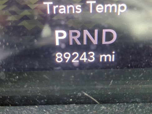 Used 2019 Jeep Wrangler Unlimited Sahara image 29