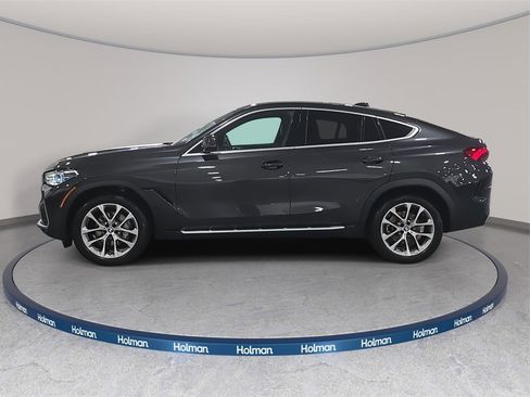 Used 2023 BMW X6 xDrive40i w/ Executive Package image 9