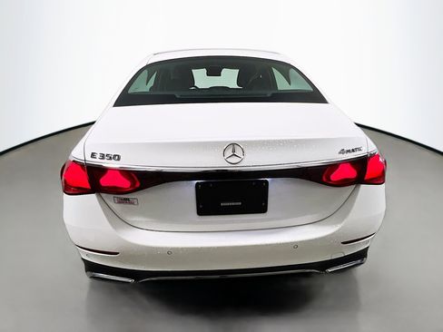 Used 2024 Mercedes-Benz E 350 4MATIC Sedan image 6