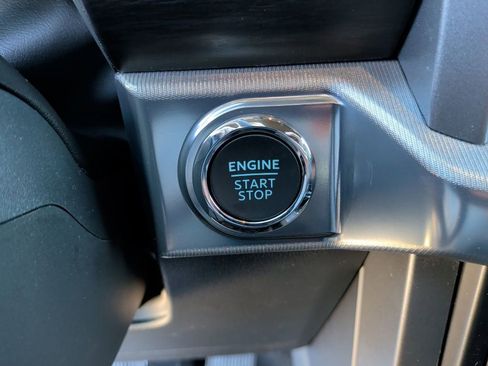 New 2026 Ford F150 Lariat w/ Equipment Group 501A Mid image 25