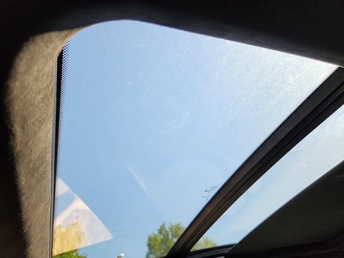 Certified 2025 BMW X7 M60i AWD/4WD image 39