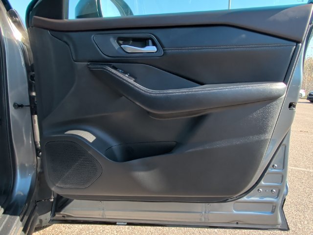 Certified 2023 Nissan Rogue SL w/ SL Premium Package AWD/4WD image 31