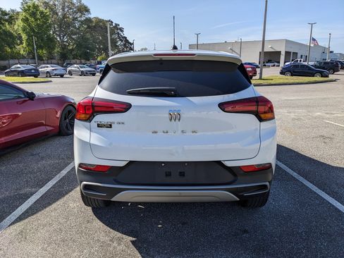 Used 2025 Buick Encore GX Preferred image 19