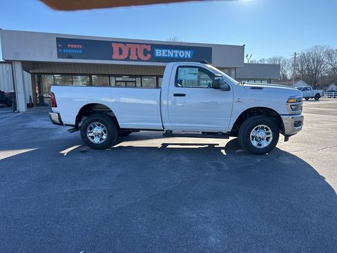 New 2026 RAM 2500 Tradesman AWD/4WD image 2