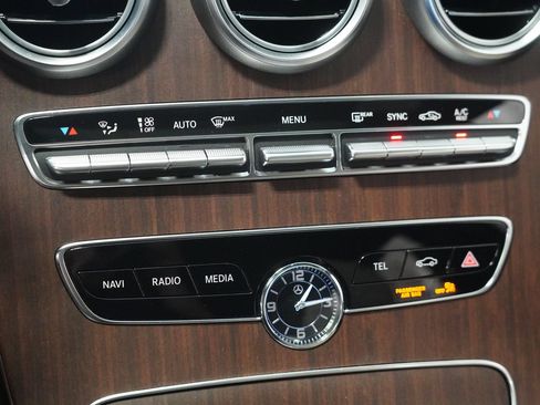 Certified 2020 Mercedes-Benz C 300 4MATIC Sedan image 25