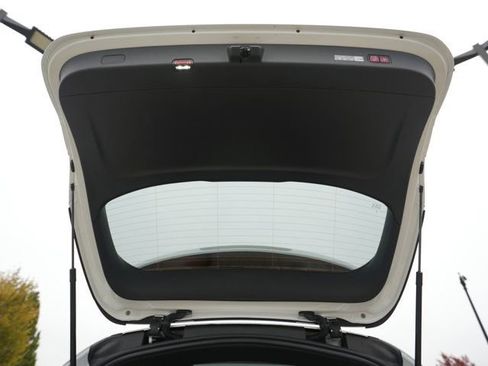 Certified 2026 Mercedes-Benz GLC 300 4MATIC image 18