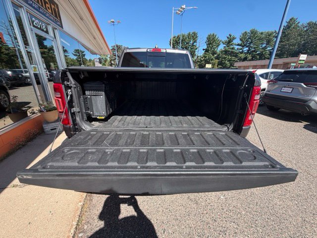 Used 2021 RAM 1500 Laramie AWD/4WD image 9