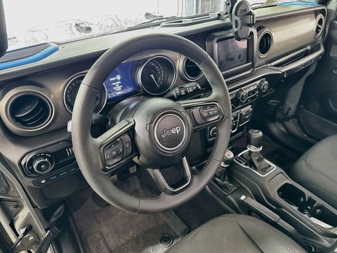 Used 2023 Jeep Wrangler Unlimited w/ Cold Weather Group AWD/4WD image 11