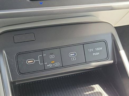Used 2024 Hyundai Kona SEL FWD image 26