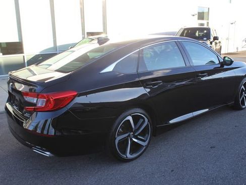 Used 2022 Honda Accord Sport image 28
