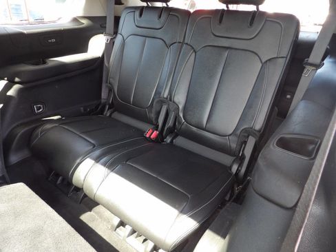 Used 2021 Jeep Grand Cherokee L Limited w/ Trailer Tow Group (B) AWD/4WD image 8