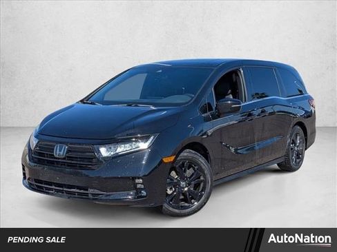 Used 2023 Honda Odyssey Sport image 1