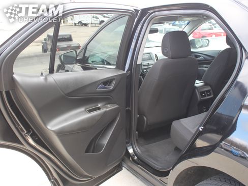 Used 2023 Chevrolet Equinox LT image 19