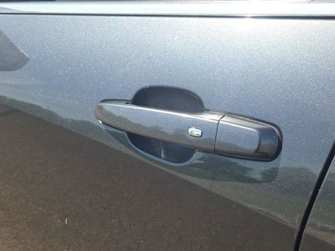 Used 2020 Chevrolet Malibu LT image 18