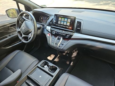 Used 2026 Honda Odyssey Sport-L image 13