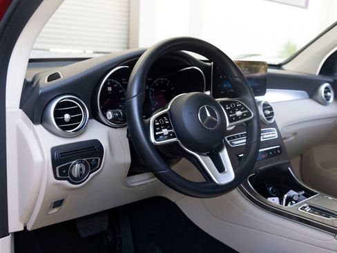 Used 2021 Mercedes-Benz GLC 300 image 15