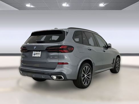 New 2026 BMW X5 sDrive40i w/ M Sport Package image 8
