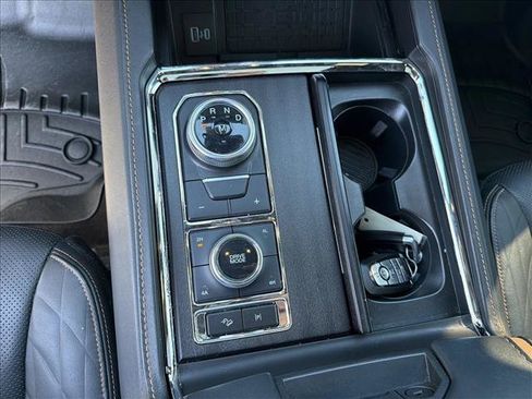 Used 2022 Ford Expedition Platinum AWD/4WD image 15