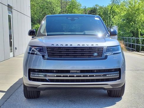 Certified 2025 Land Rover Range Rover SE AWD/4WD image 2