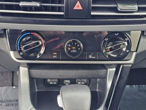 Used 2023 Kia Seltos LX image 25