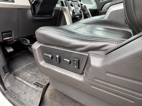 Used 2014 Ford F150 FX4 w/ Equipment Group 402A Luxury AWD/4WD image 14