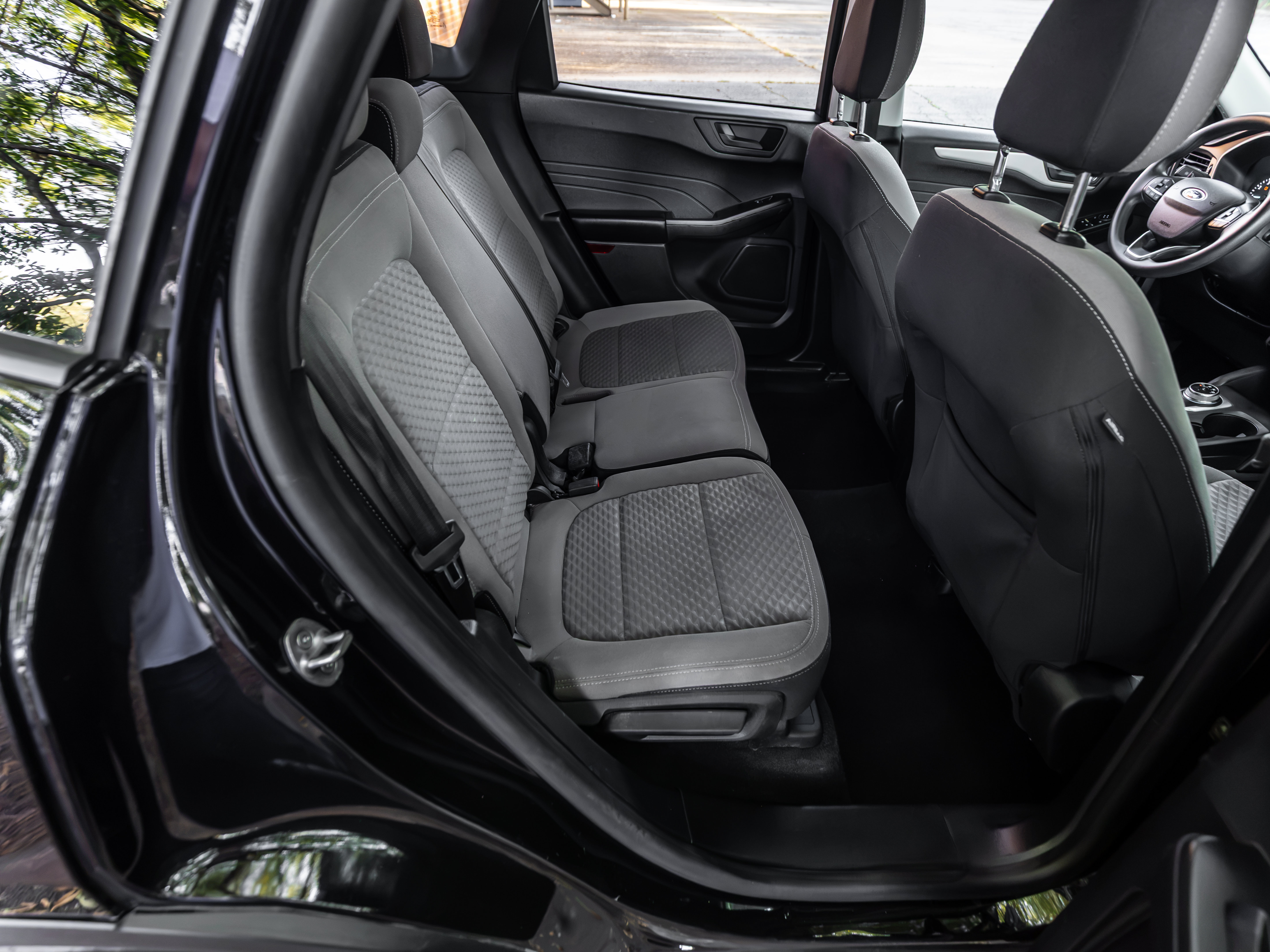 Used 2022 Ford Escape SE FWD image 15