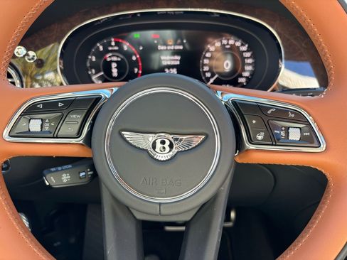 New 2025 Bentley Bentayga Extended Wheelbase AWD/4WD image 59