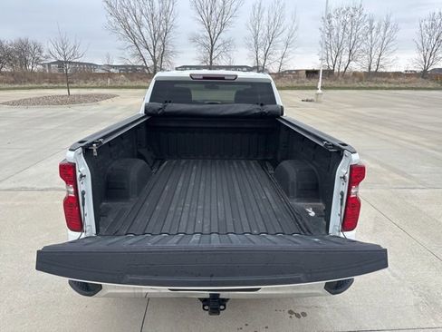 Used 2021 Chevrolet Silverado 1500 LT image 13